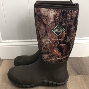 Cabelas Muck men’s hunting boots